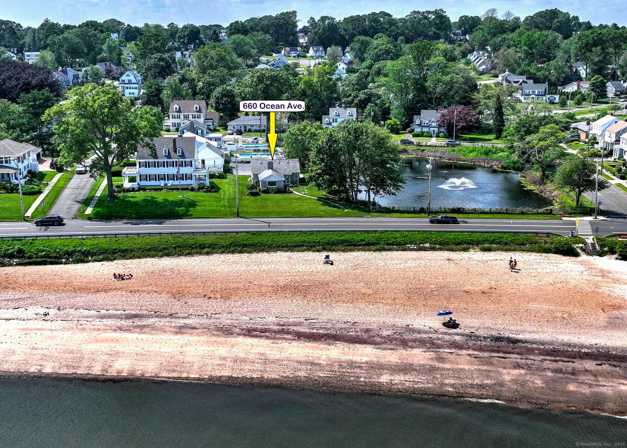 Property Photo: 660 Ocean Avenue CT 06516
