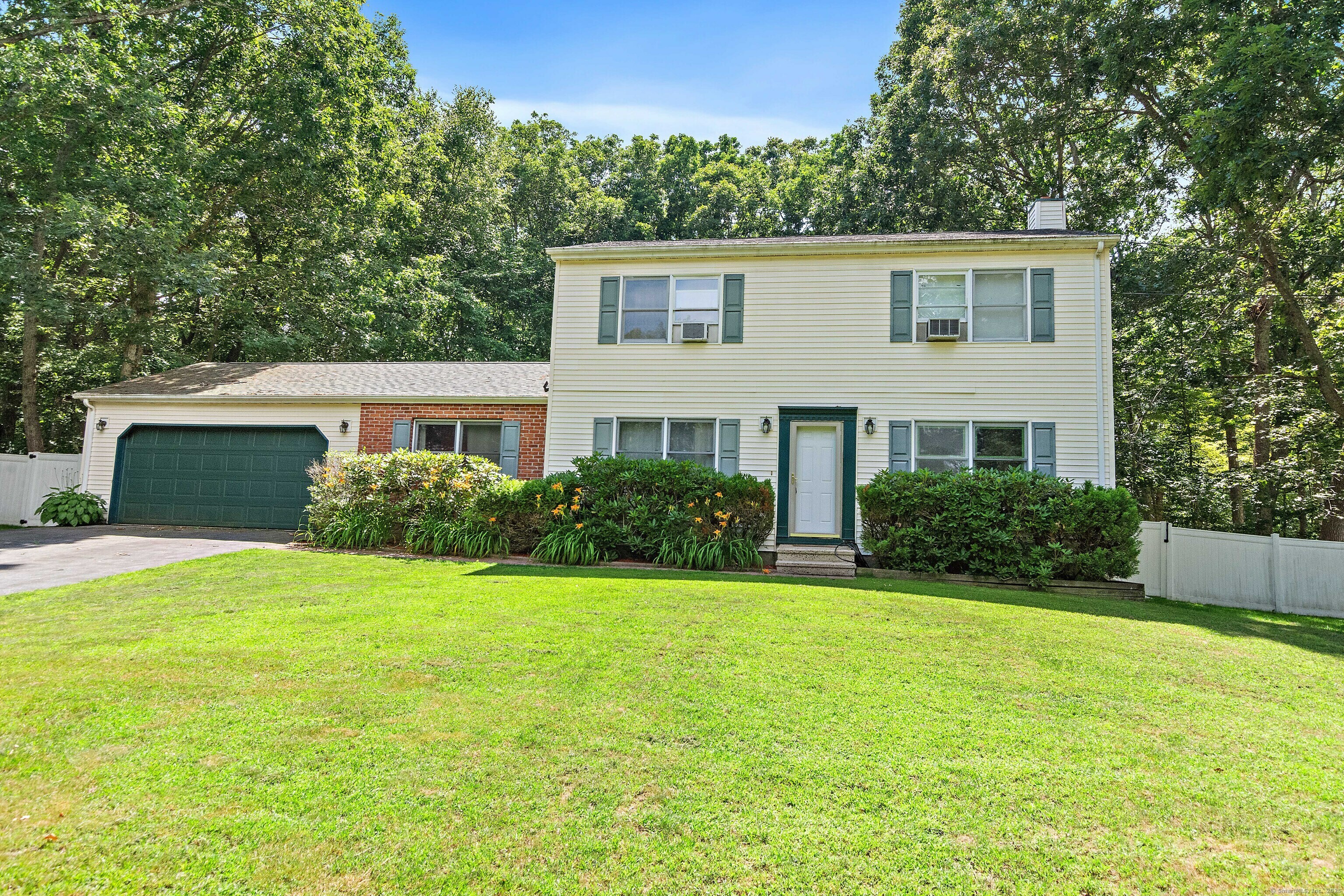 Property Photo:  9 Elwood Lane  CT 06360 
