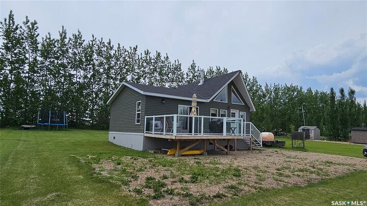 Property Photo: 106 Lakeshore Drive SK S0K 2J0