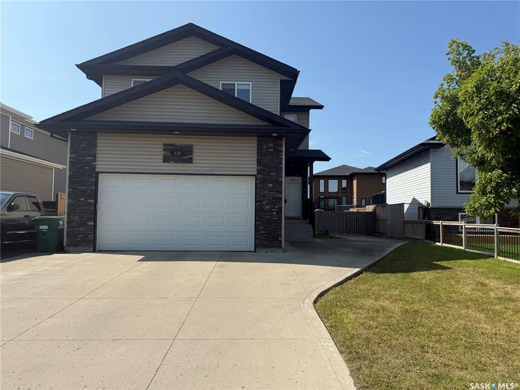 Property Photo: 135 West Hampton Boulevard SK S7R 0B7