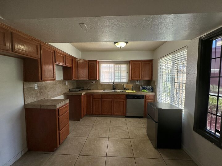 Property Photo:  3600 O Street 22  CA 93301 