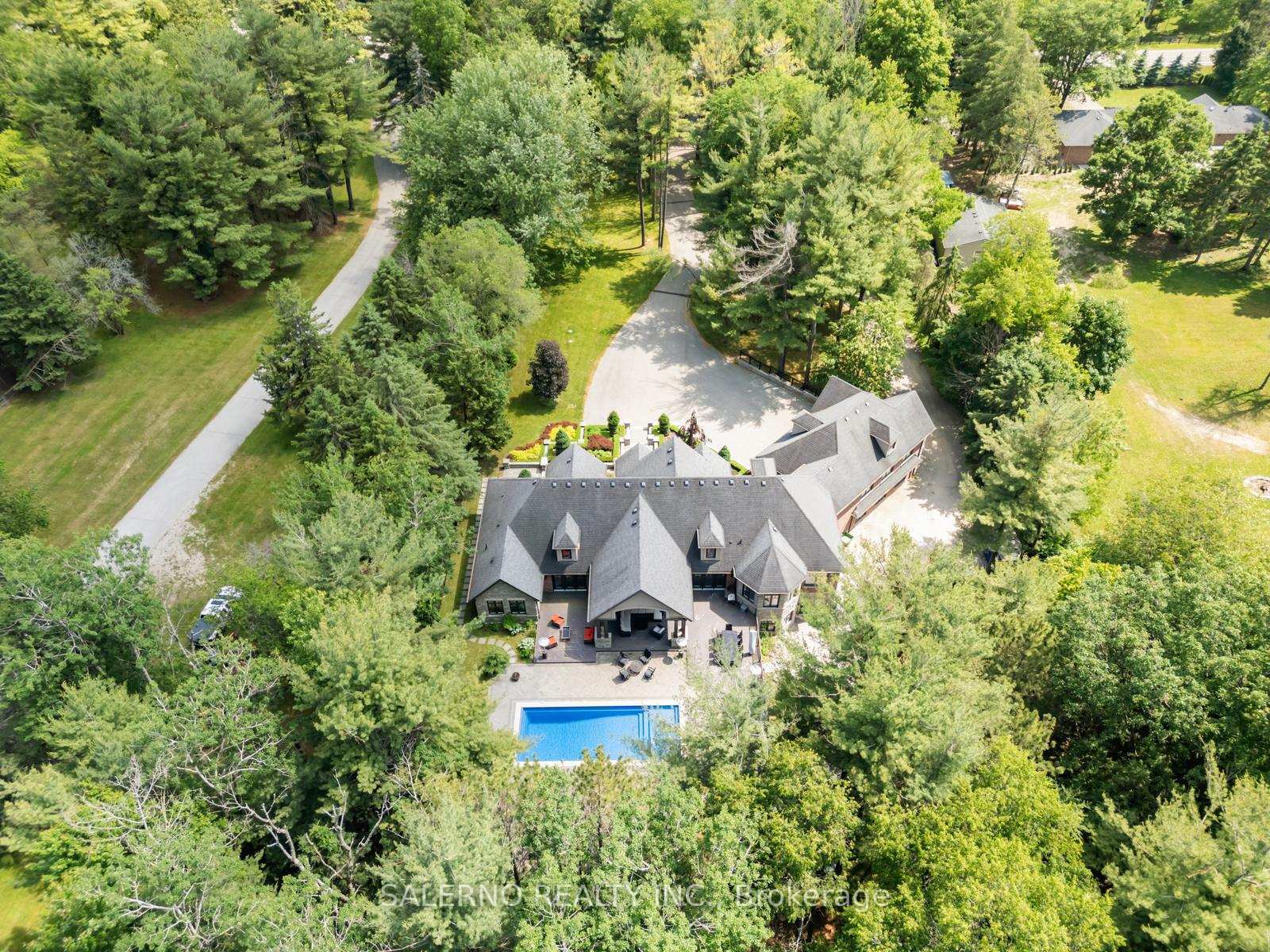 Property Photo: 3560 16th Side Road ON L7B 1A3