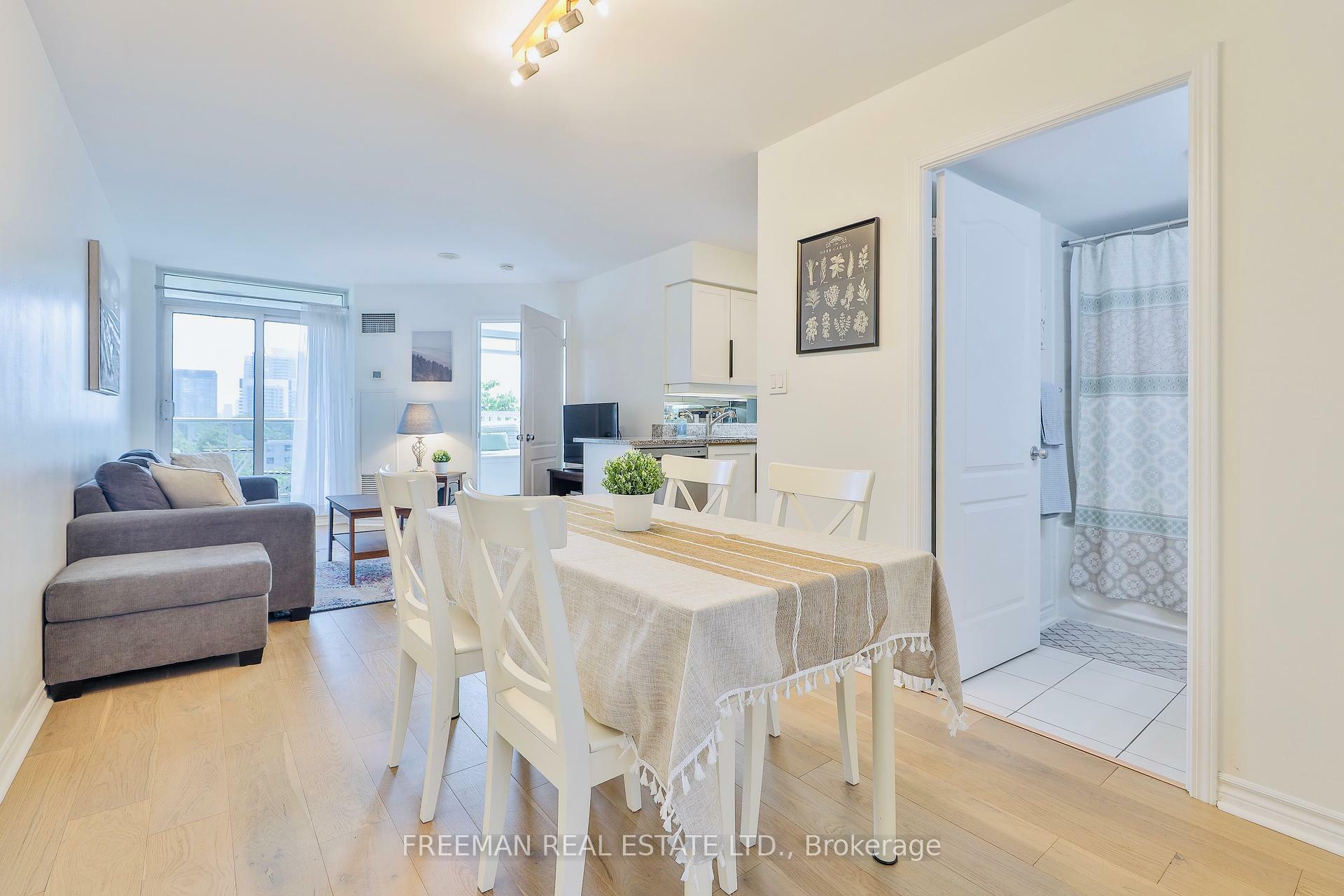 3 Rean Dr Drive 307  Toronto ON M2K 3C2 photo