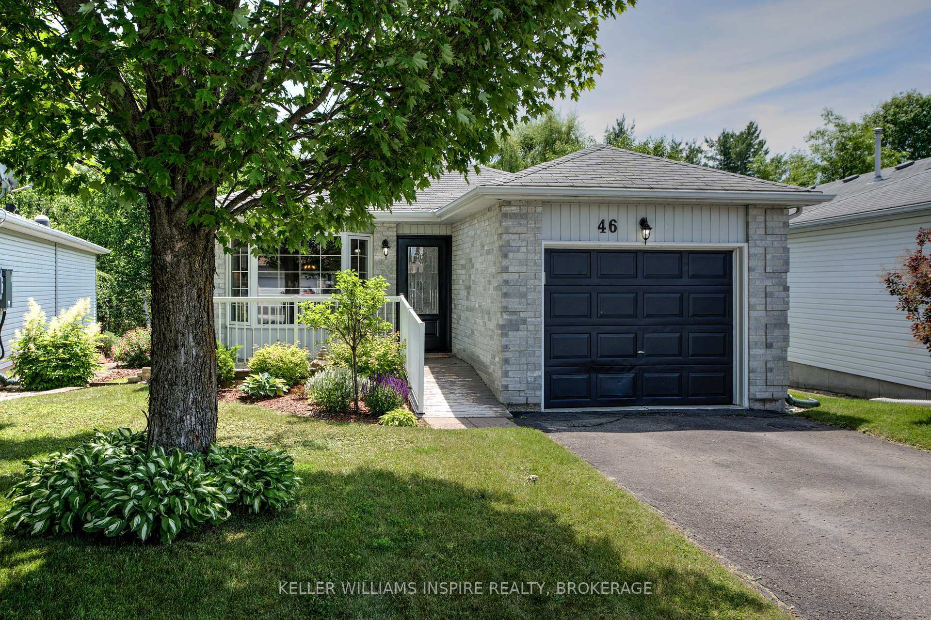 Property Photo: 46 Treelawn Boulevard ON K7H 3P1
