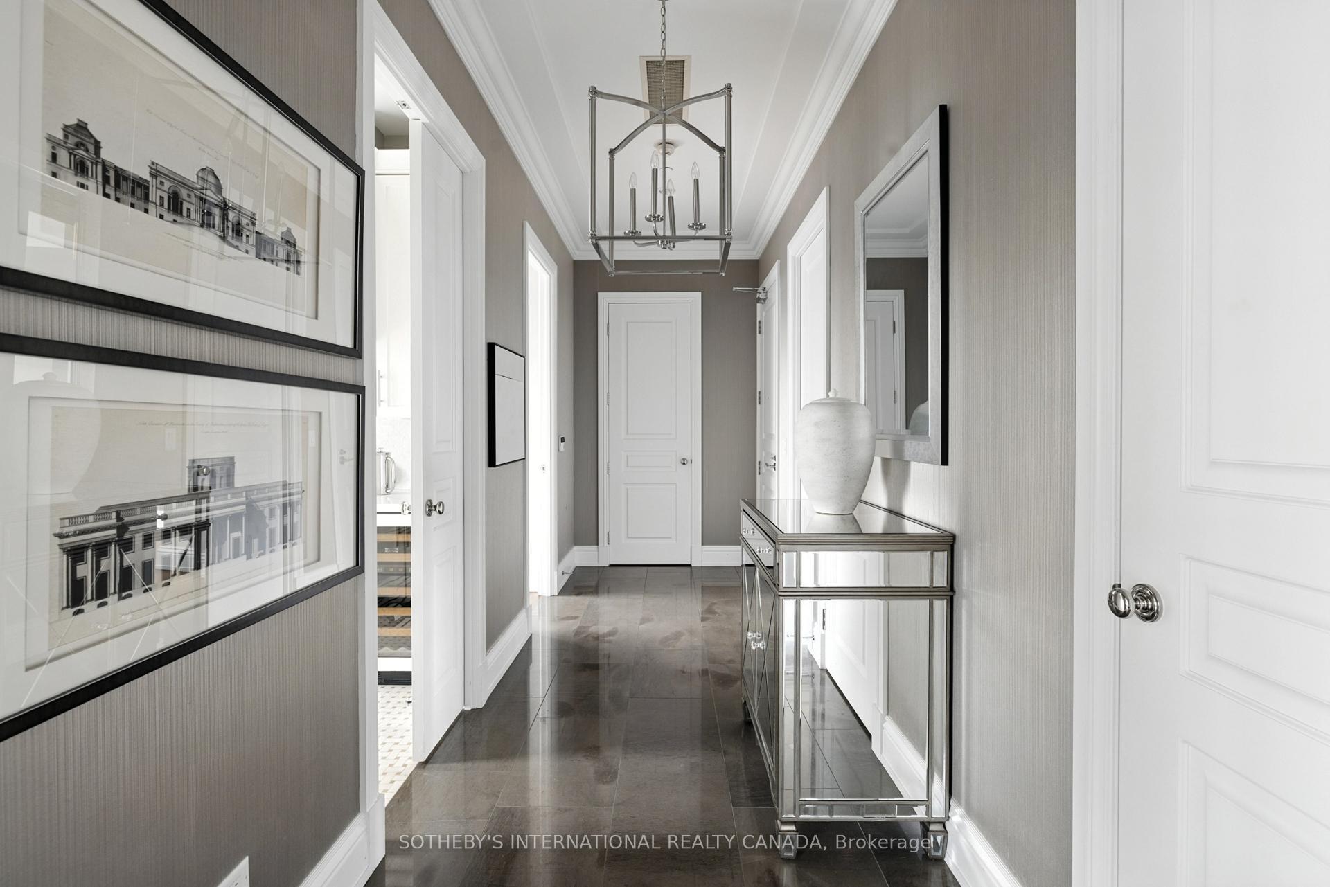 Property Photo: 183 Wellington Street W 2501 ON M5V 0A1