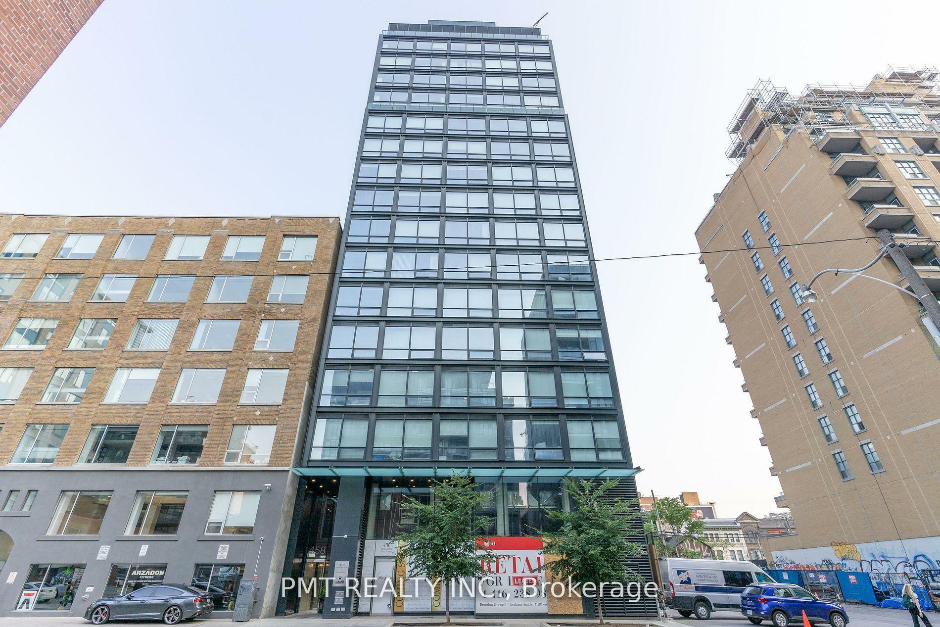 Property Photo: 458 Richmond Street W 1602 ON M5V 1Y1