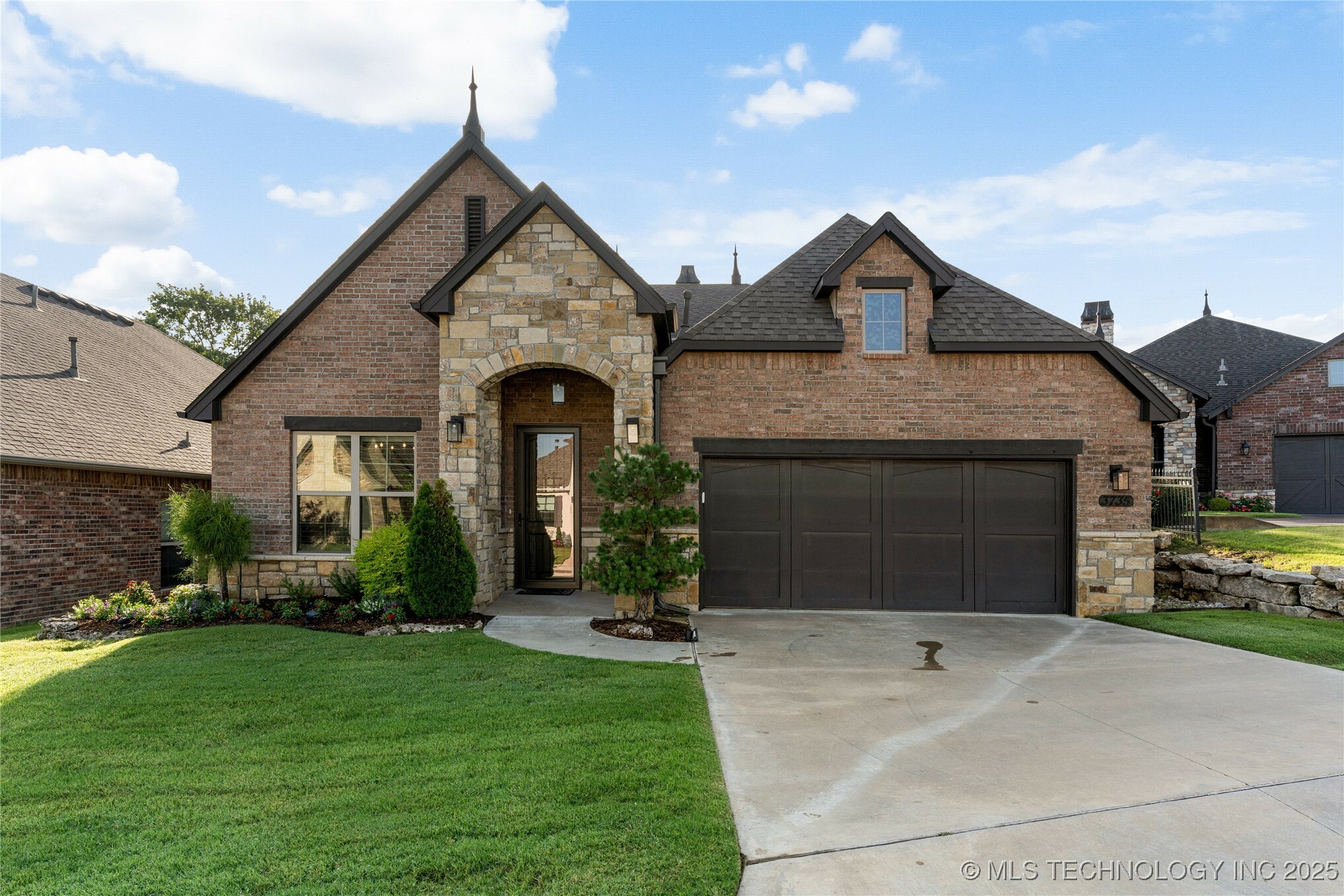3735 S Redwood Drive  Broken Arrow OK 74011 photo