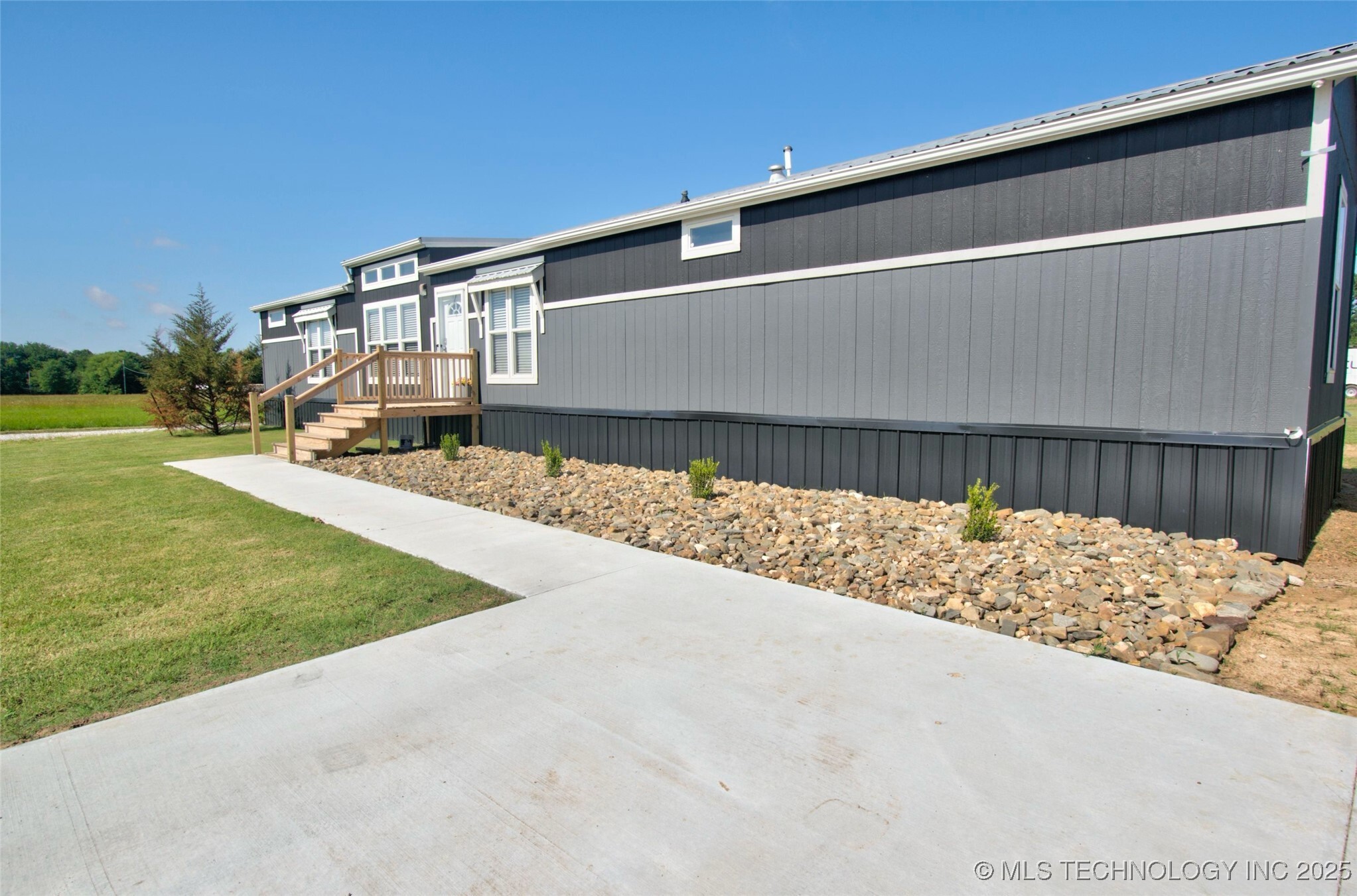 Property Photo: 114126 S 4203 Road OK 74426