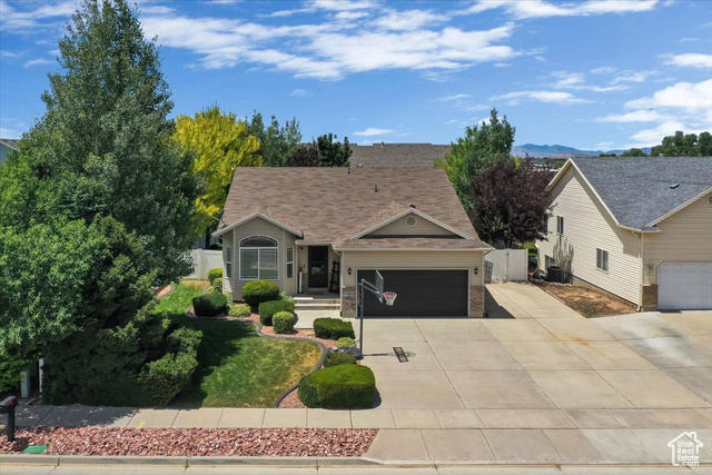 Property Photo: 4065 S 2725 W UT 84067