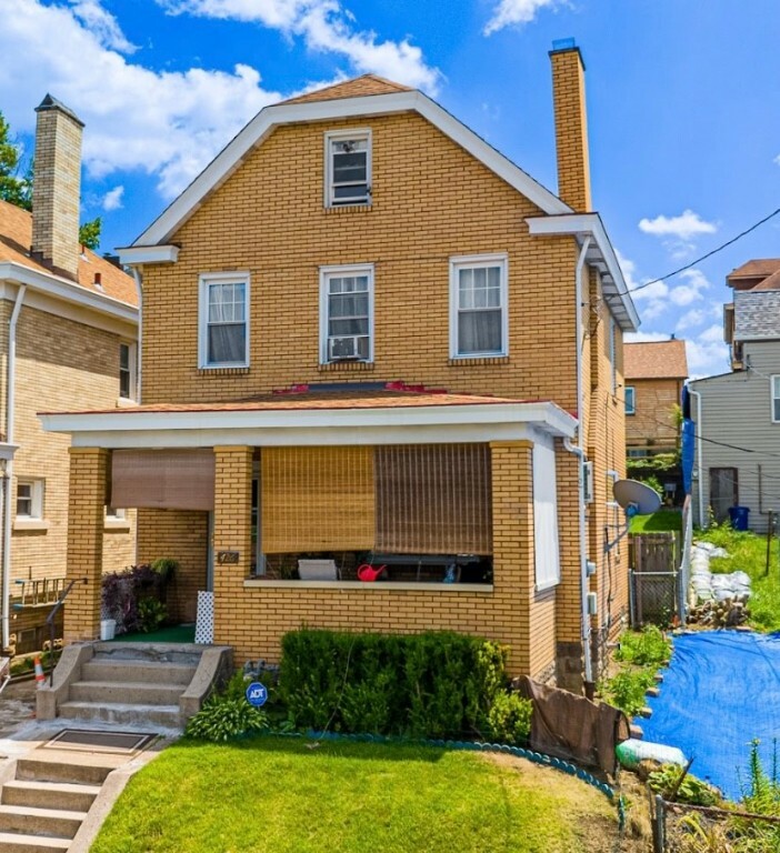 Property Photo: 426 Saint Joseph Street PA 15210