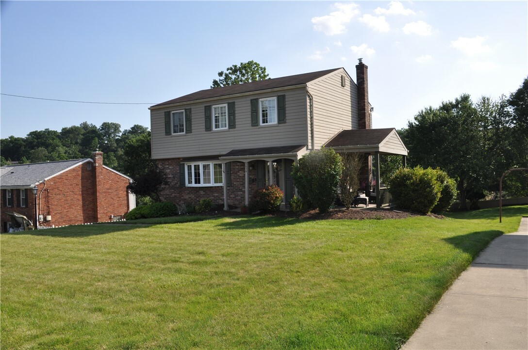 Property Photo: 5676 Marilynn Dr PA 15236