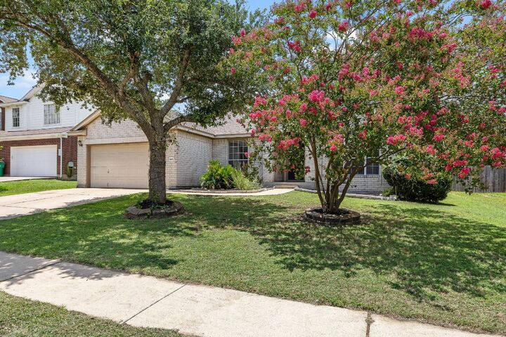 802 Sunflower Drive  Pflugerville TX 78660 photo