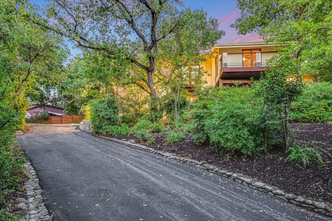 19 Sugar Shack Drive  Austin TX 78746 photo