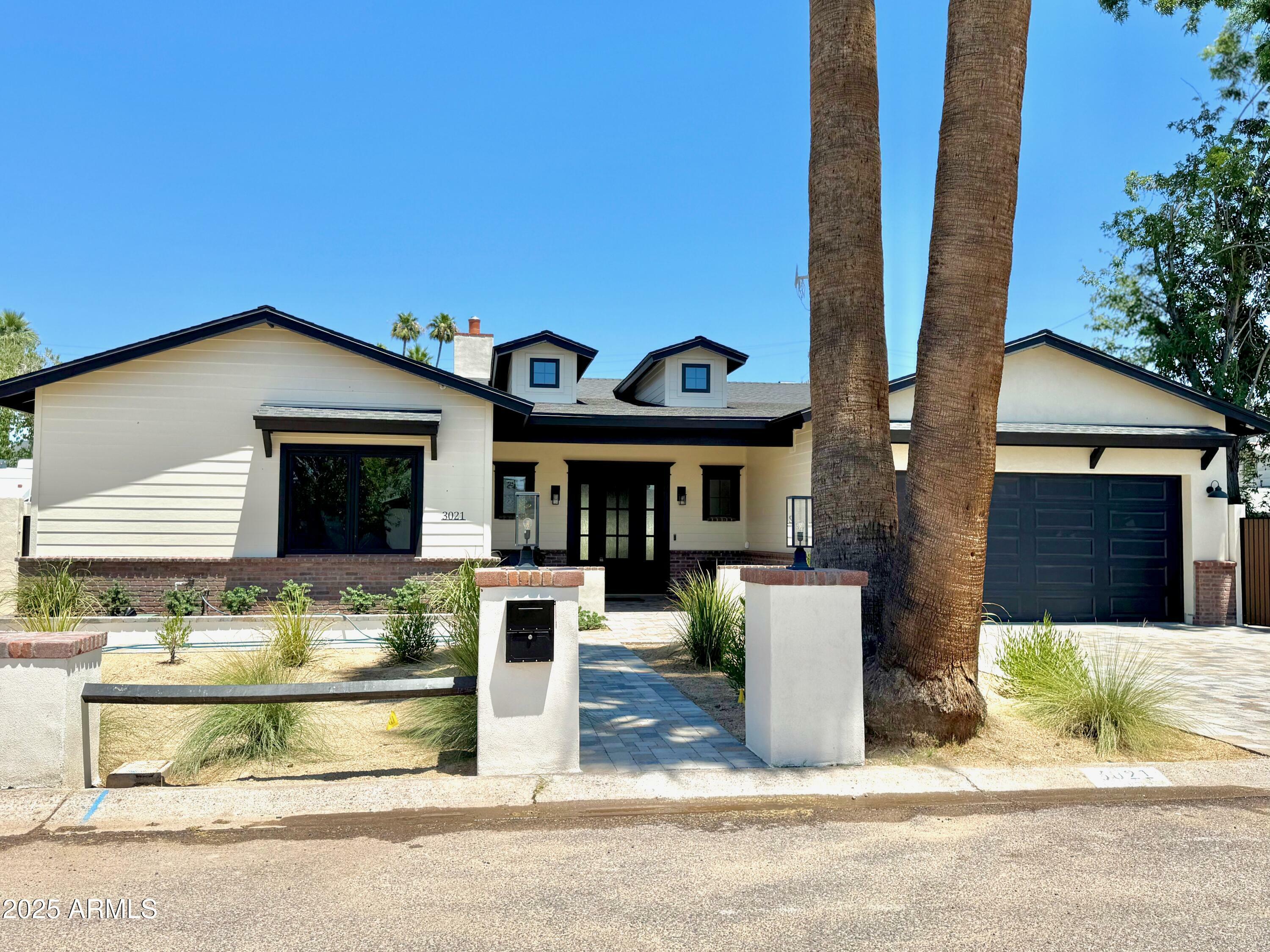 Property Photo: 3021 N 47th Street AZ 85018