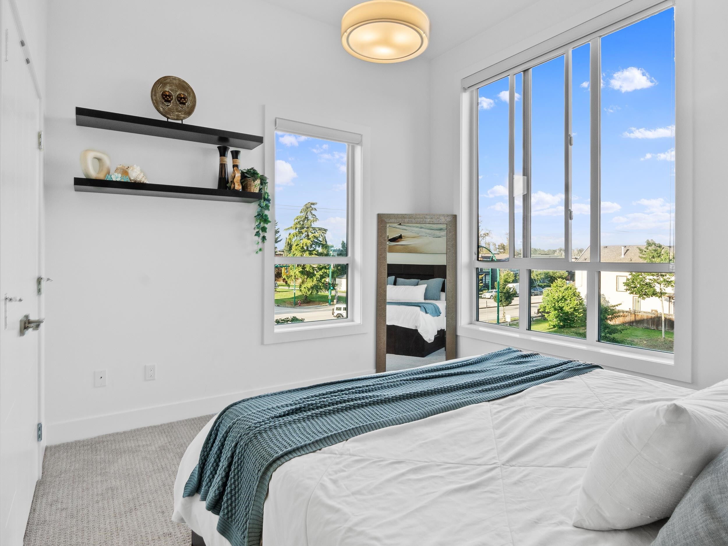 Property Photo:  7177 194A Street 10  BC V4N 6V6 