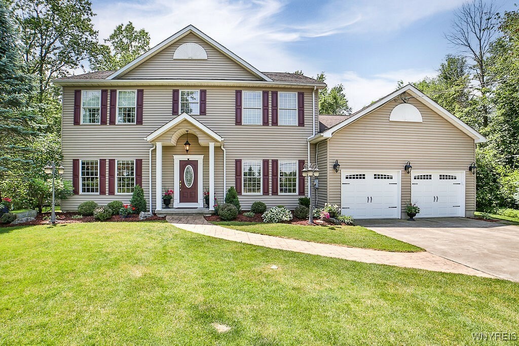 Property Photo: 2694 Bedell Road NY 14072