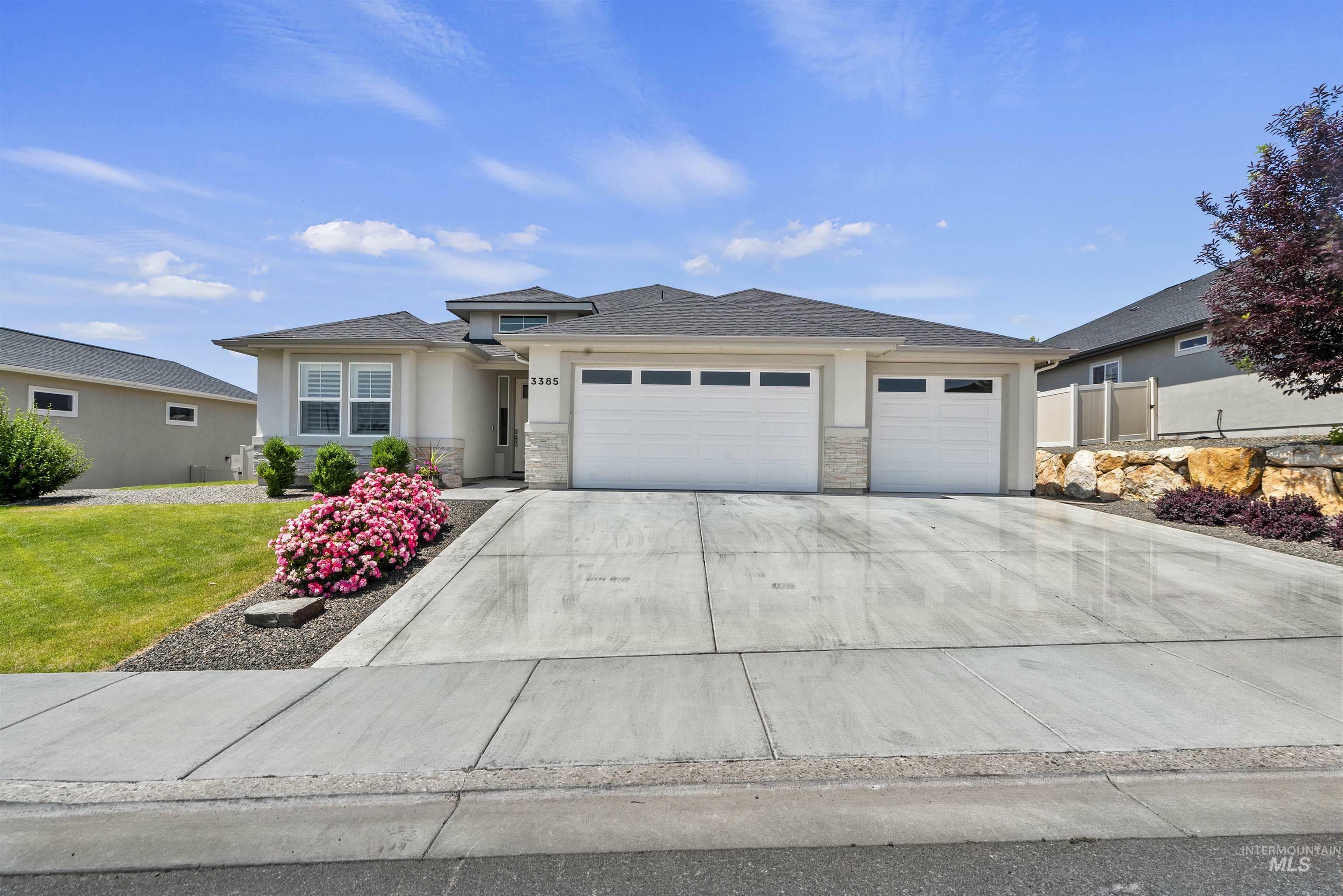Property Photo: 3385 N Roseland Way ID 83669