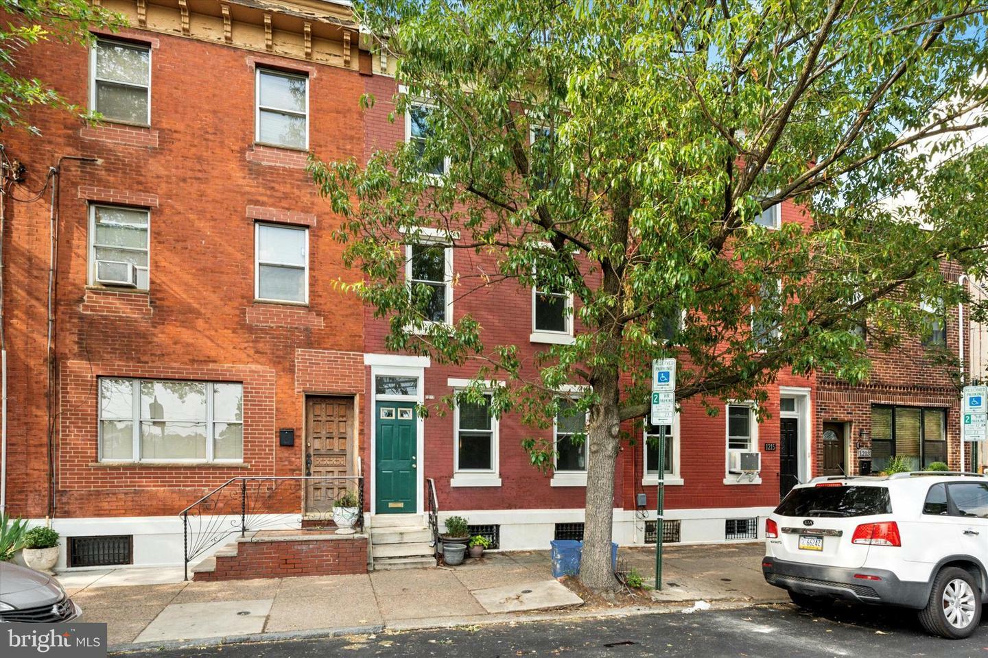 1217 Wharton Street  Philadelphia PA 19147 photo
