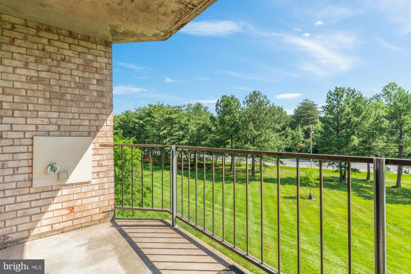 Property Photo: 6930 Hanover Parkway 302 MD 20770