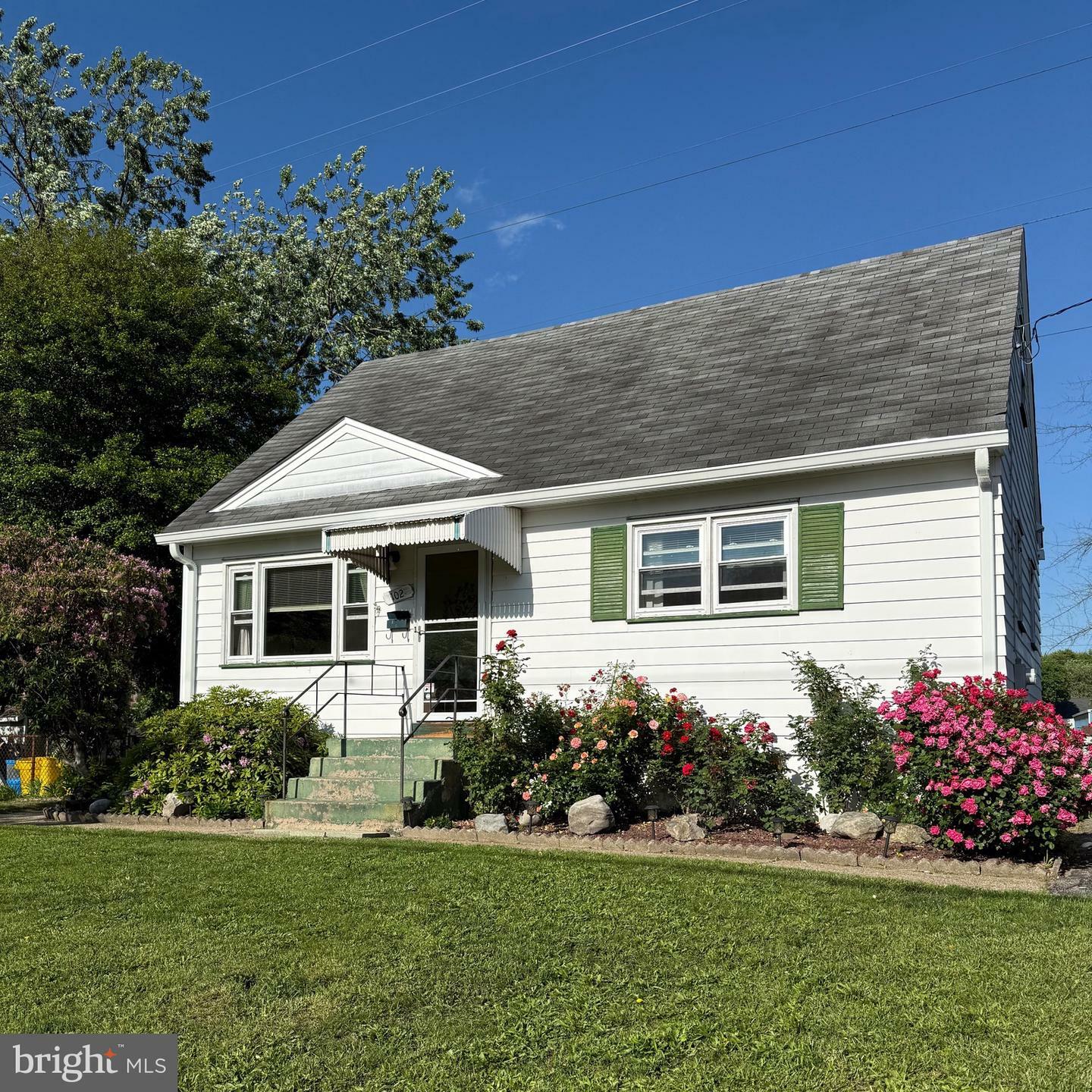 102 Armour Avenue  Hamilton NJ 08619 photo