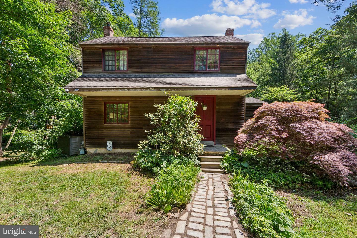 Property Photo: 361 E Knowlton Road PA 19063