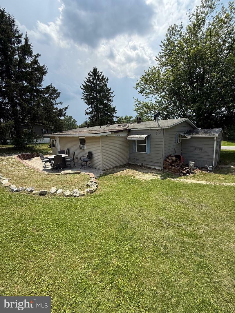Property Photo:  703 Lake Drive  PA 17347 