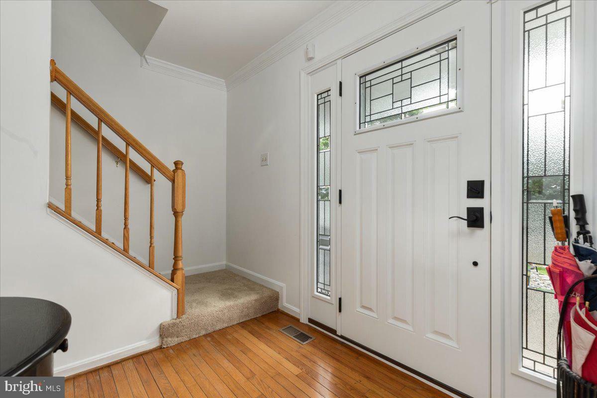 Property Photo: 8571 Richmond Avenue VA 20110