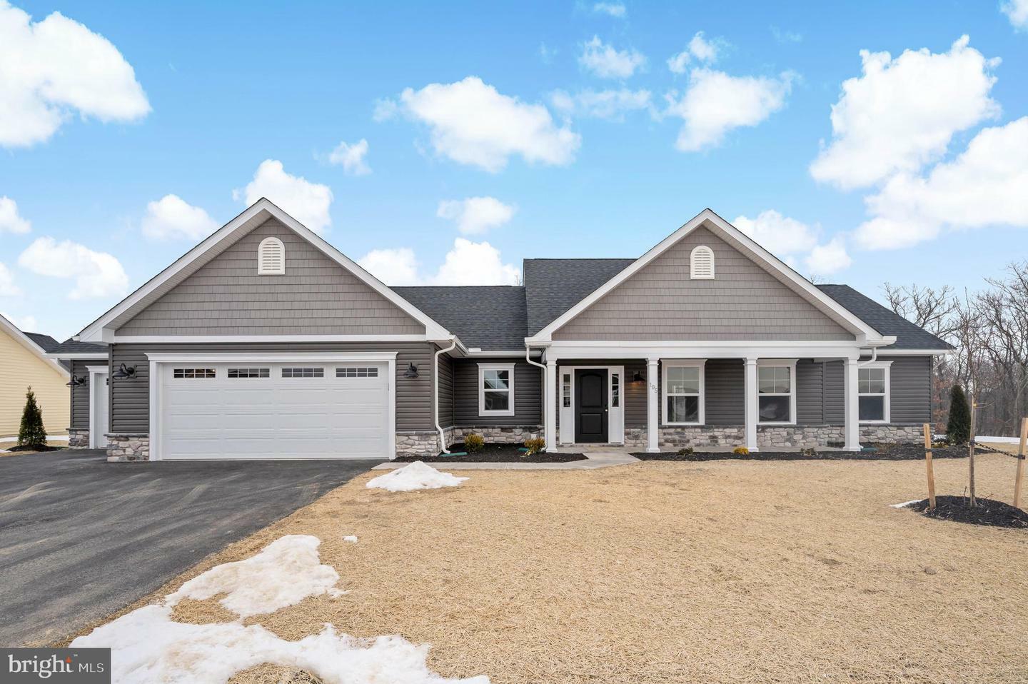 Property Photo: Lot 583 Thoroughbred Terrace WV 25404