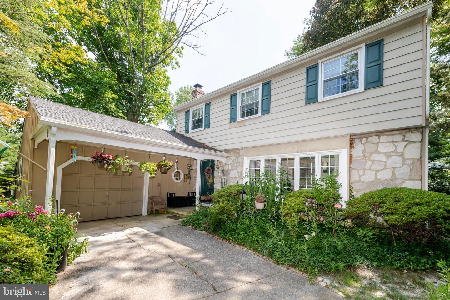 Property Photo:  38 Madison Drive  NJ 08021 