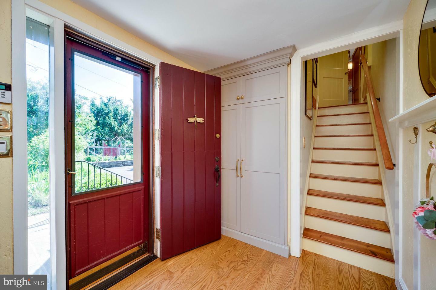 Property Photo: 1227 Gordon Road PA 19046
