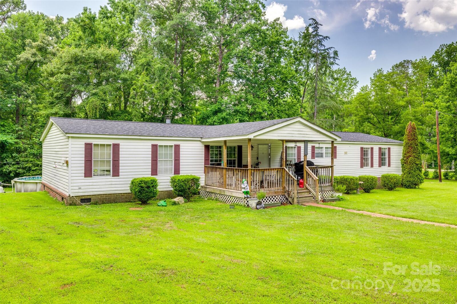 Property Photo: 10435 Silver Mine Road SC 29707