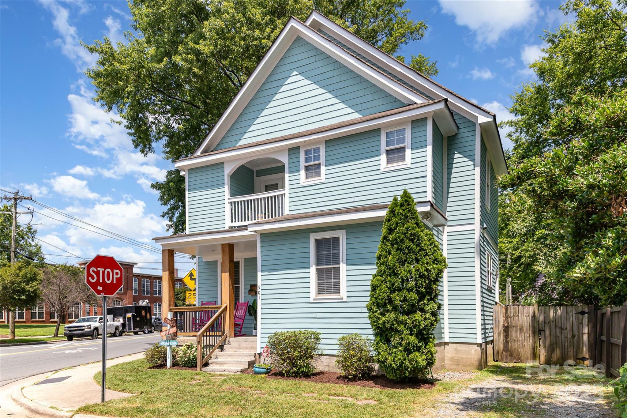 Property Photo: 501 Mercury Street NC 28205