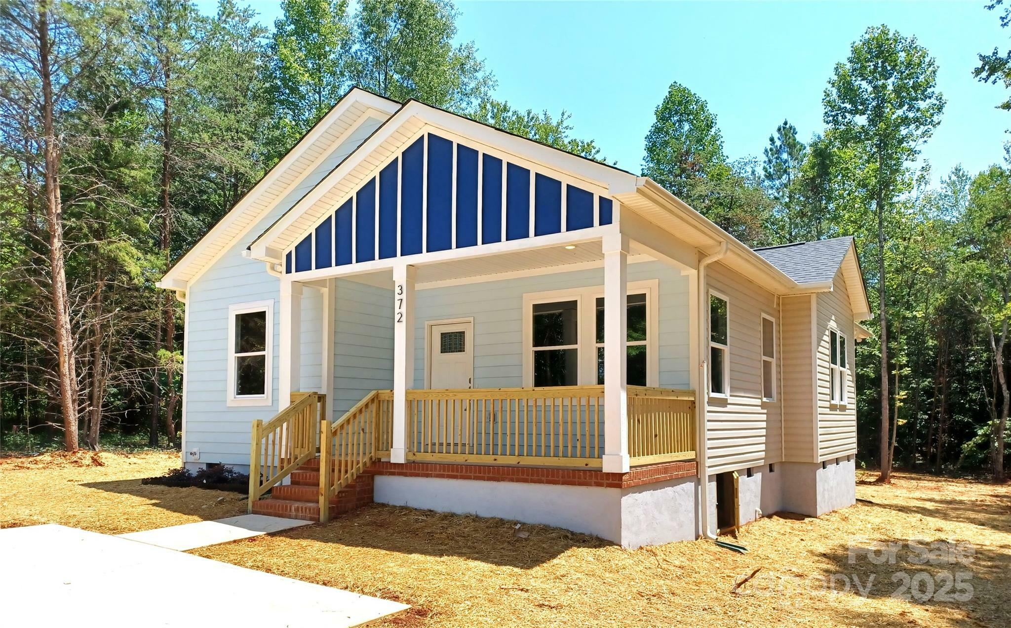 Property Photo: 372 Lippard Farm Road NC 28625