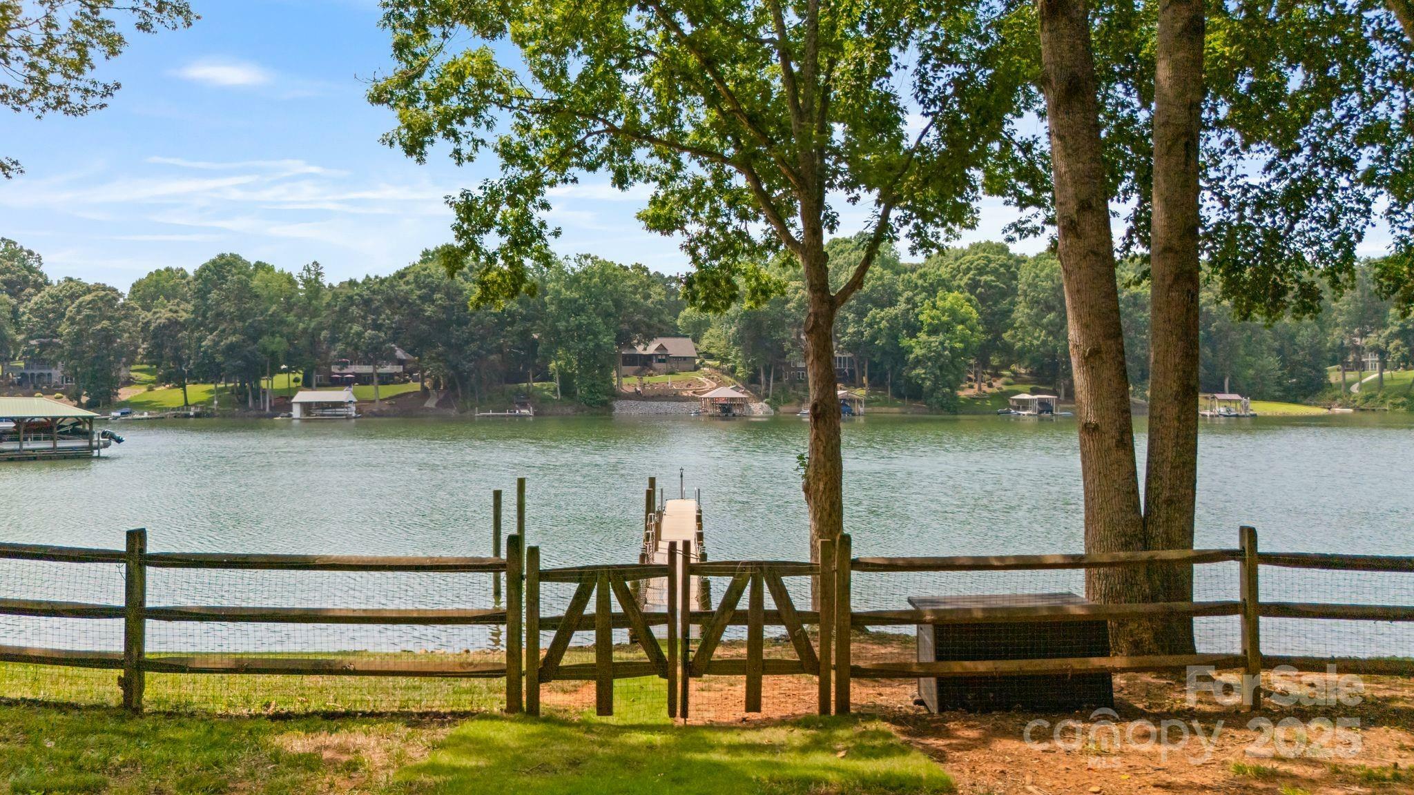 6836 Summer Hill Drive  Denver NC 28037 photo