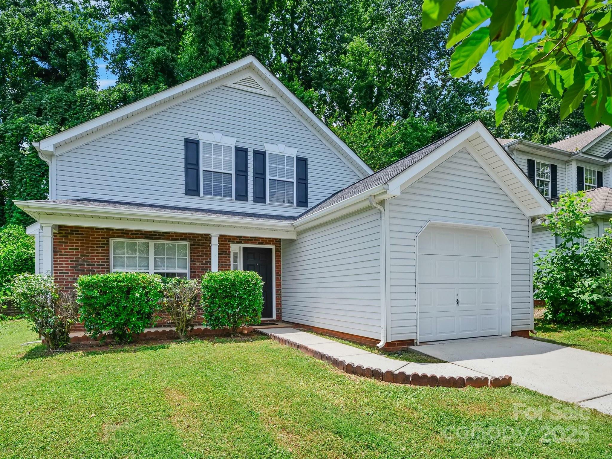 Property Photo: 3830 Brookchase Lane NC 28205