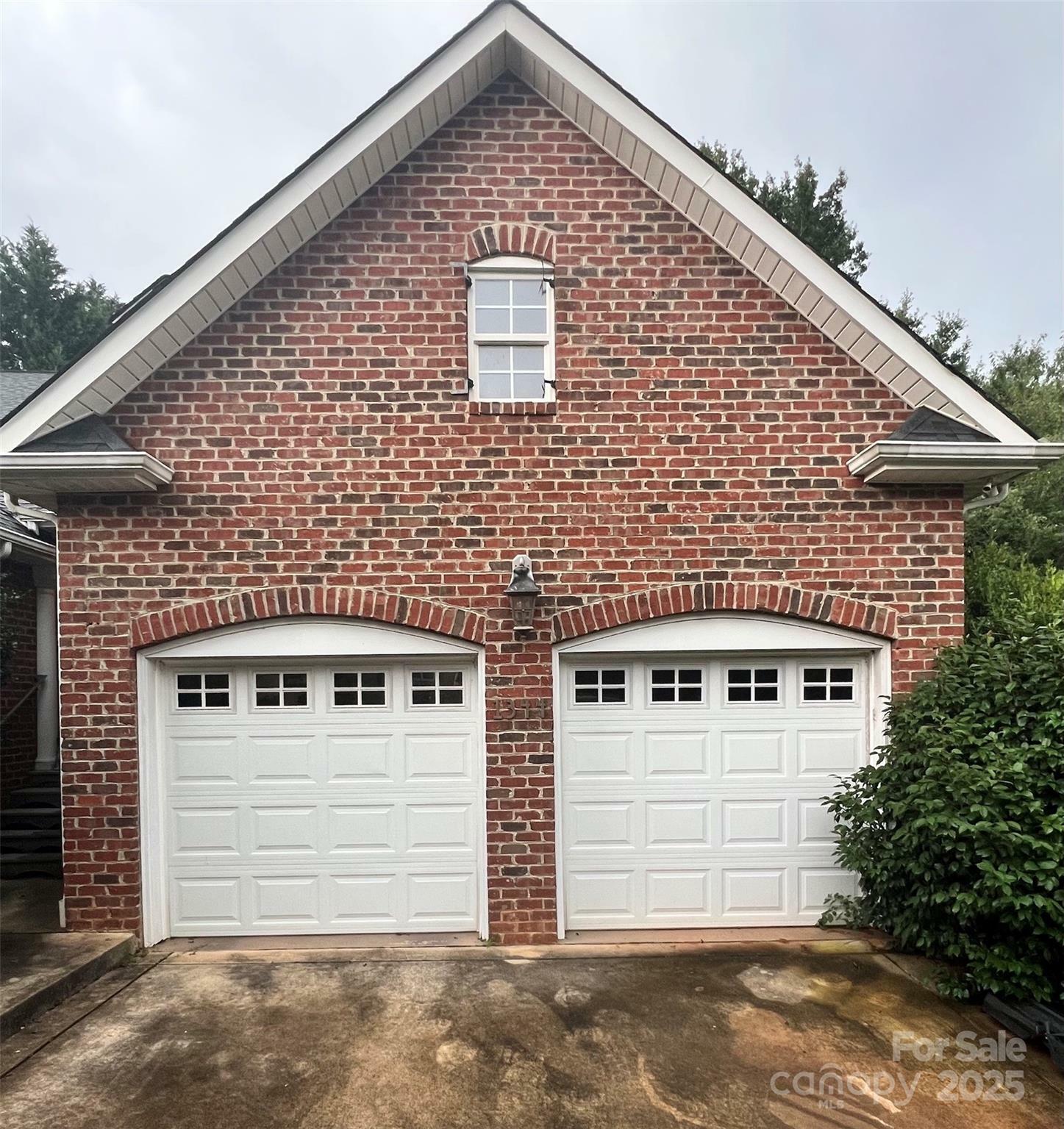 Property Photo: 1344 Moonshadow Lane NC 28150