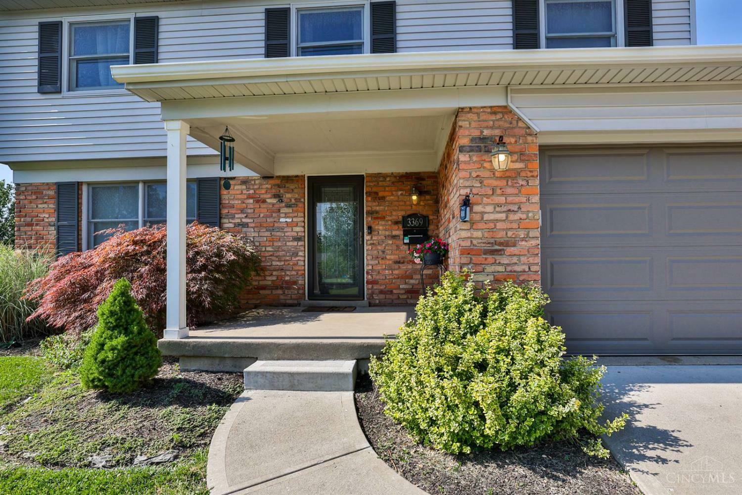 Property Photo: 3369 Linsan Drive OH 45239