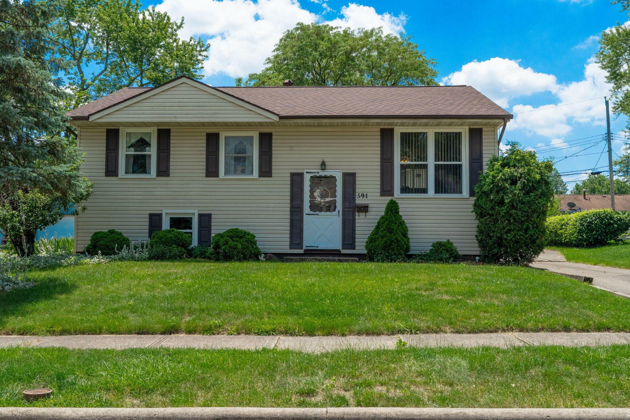 591 Knights Avenue  Columbus OH 43230 photo