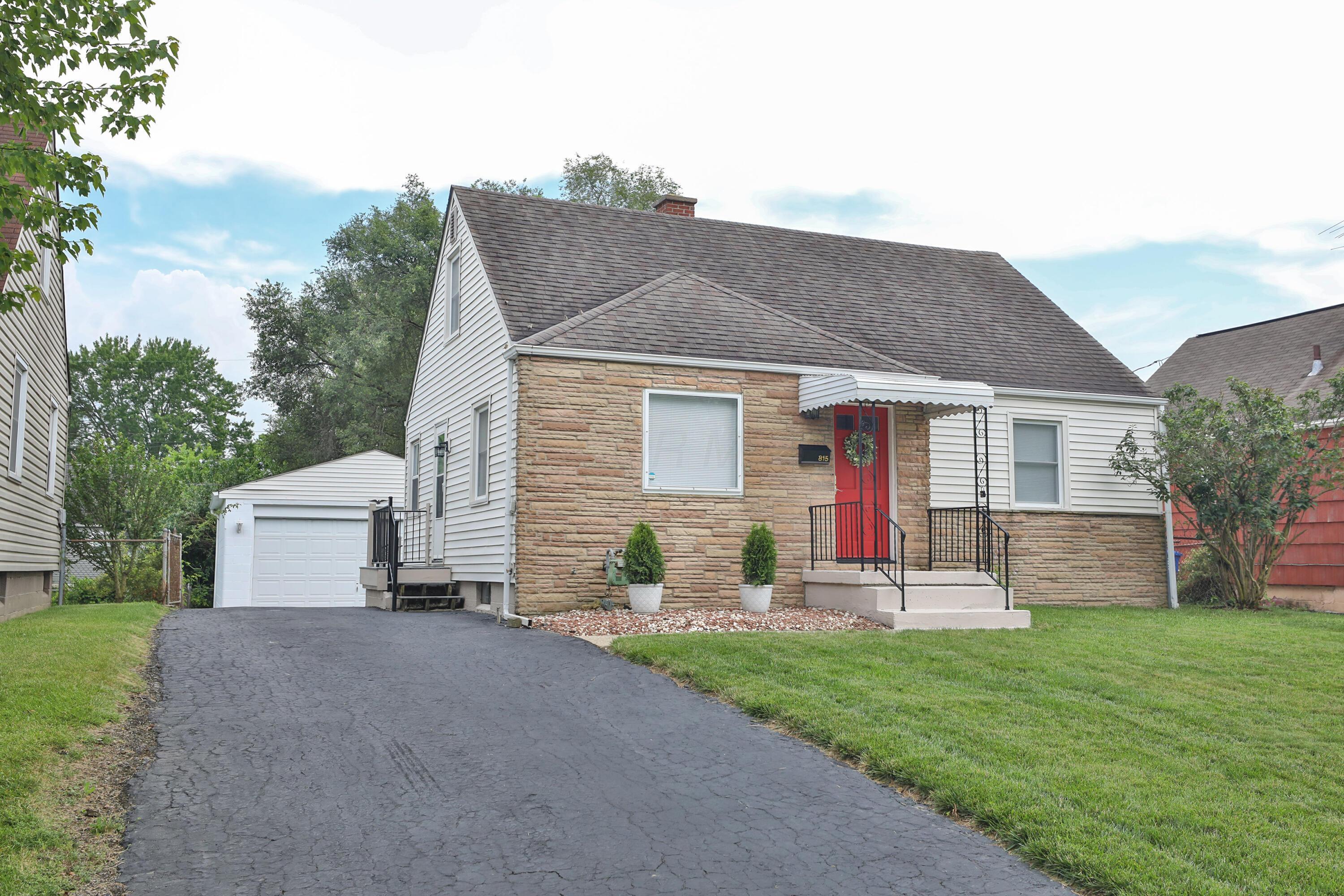 Property Photo:  815 Eddystone Avenue  OH 43224 