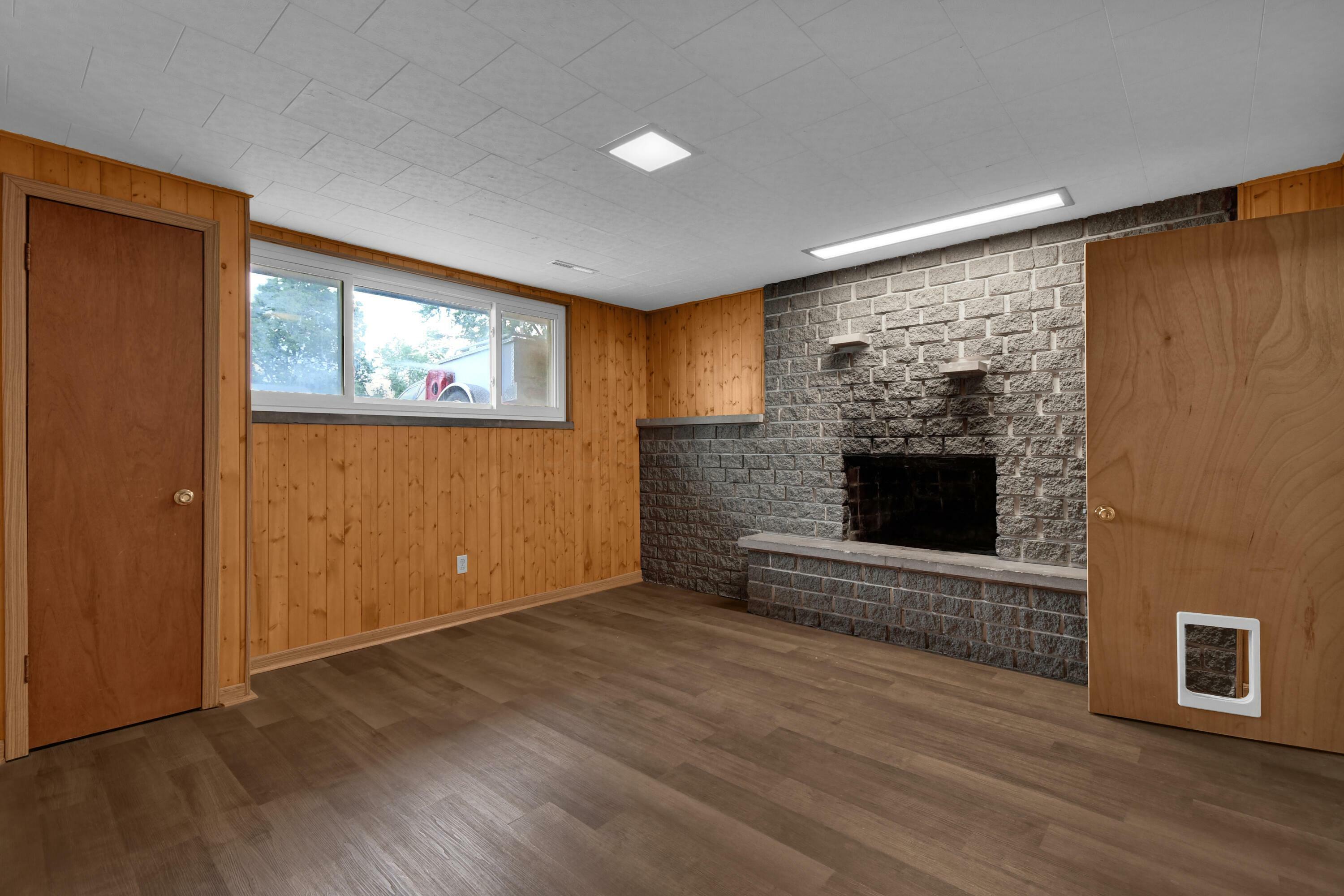 Property Photo: 3855 Halsey Place OH 43228