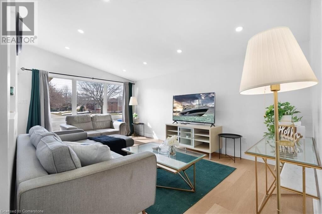 Property Photo: 37 Lilacside Drive 1 ON L8V 2L5