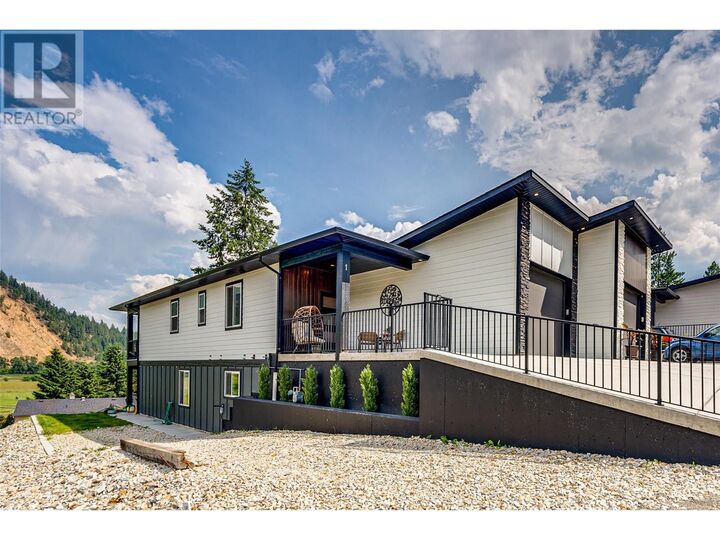 Property Photo:  2508 Shuswap Avenue 1  BC V0E 2G5 