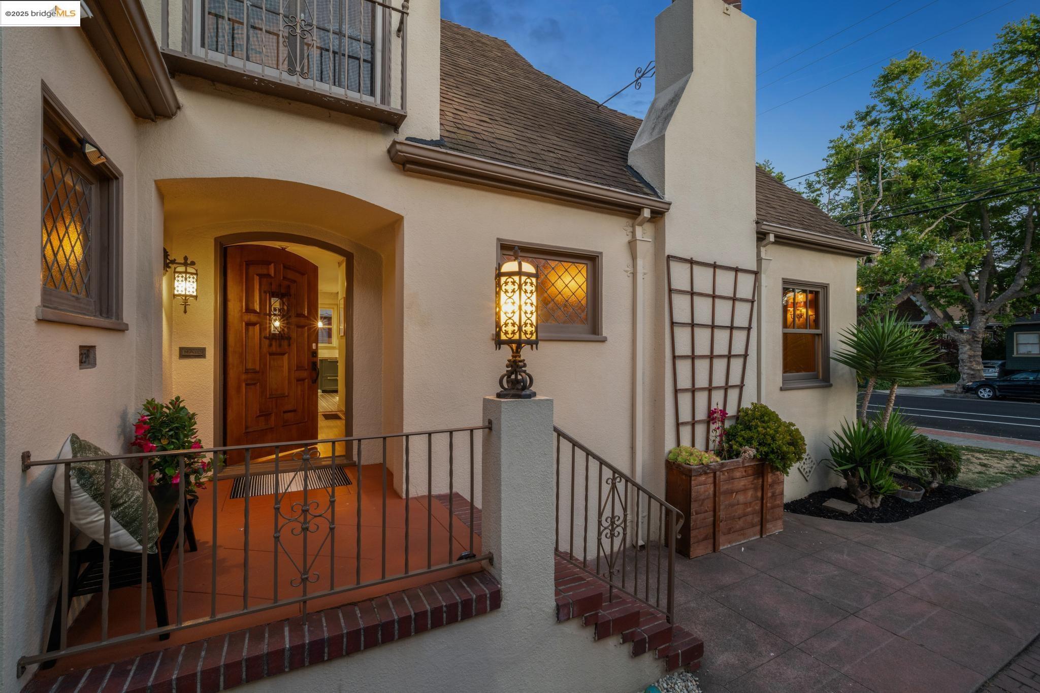 Property Photo: 2823 Central Ave CA 94501