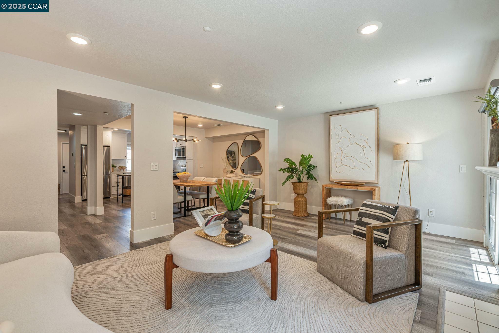 Property Photo: 362 Columbia Cir CA 94510