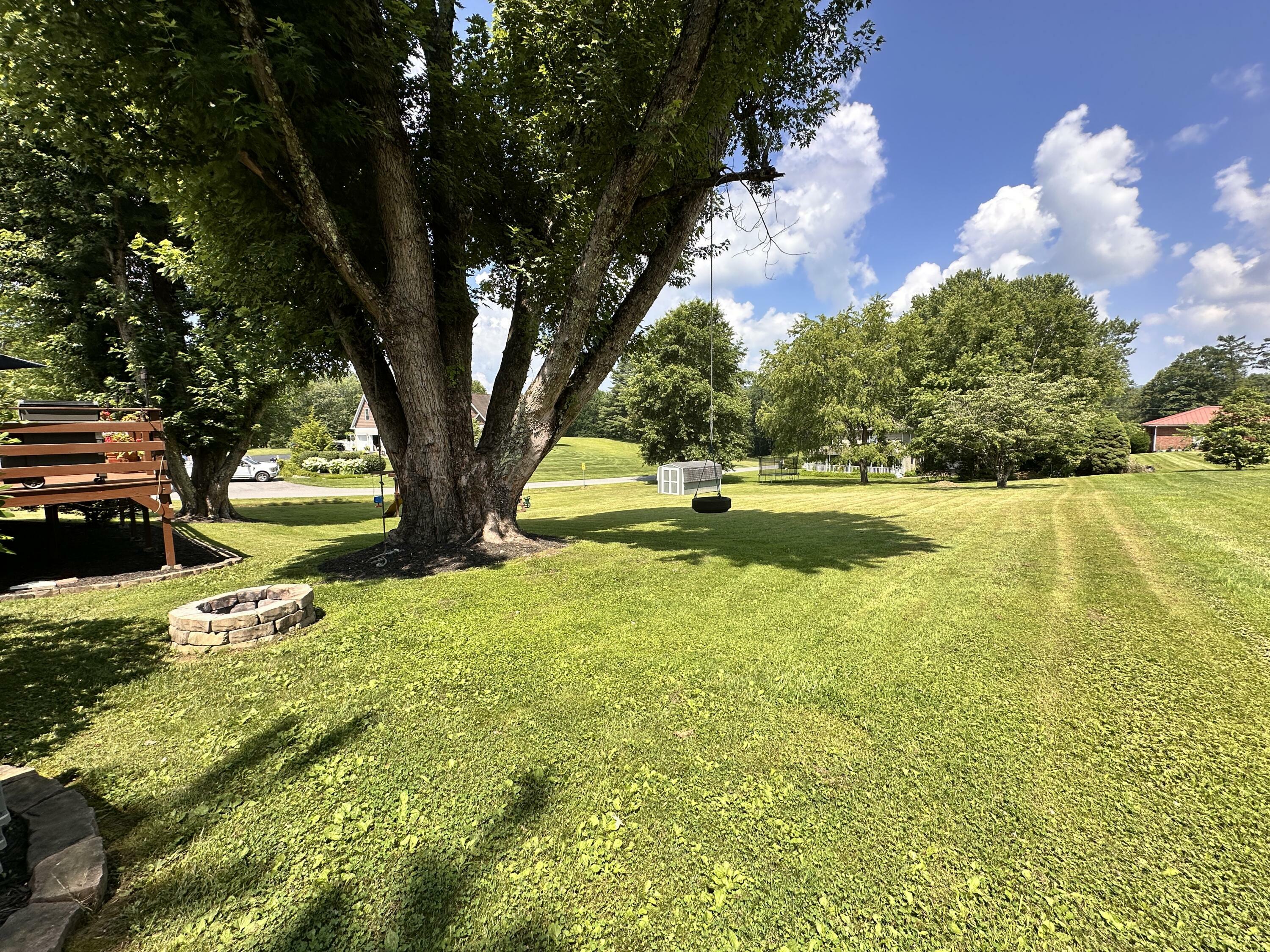Property Photo: 101 Ann St WV 26651