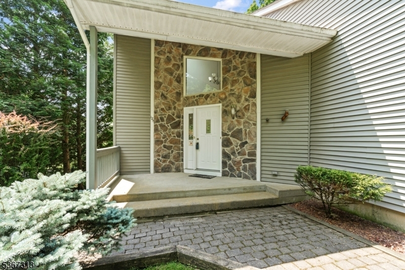 Property Photo:  129 W Lake Shore Dr  NJ 07866 