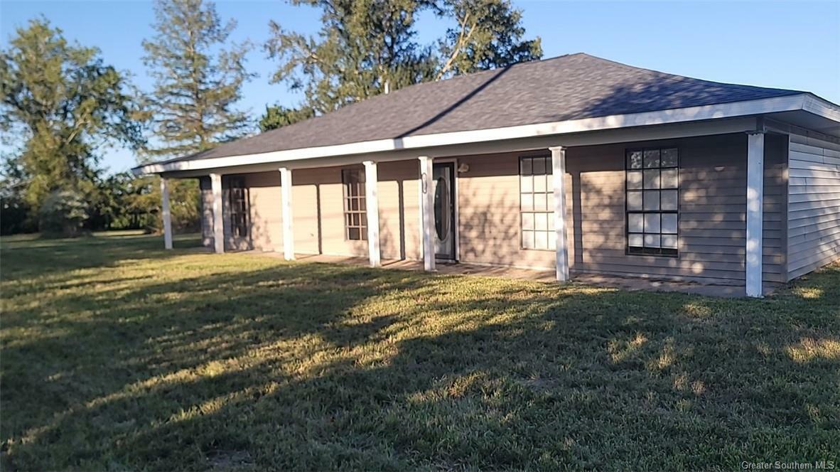 Property Photo: 6215 Tom Hebert Road LA 70607