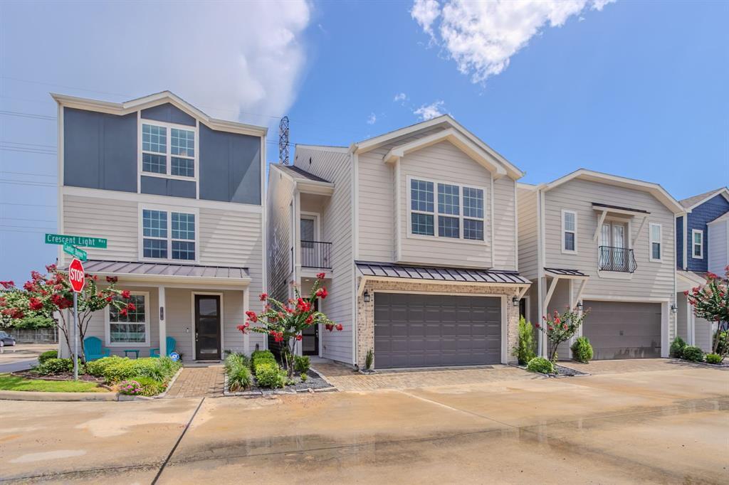 11016 Crescent Light Way  Houston TX 77043 photo