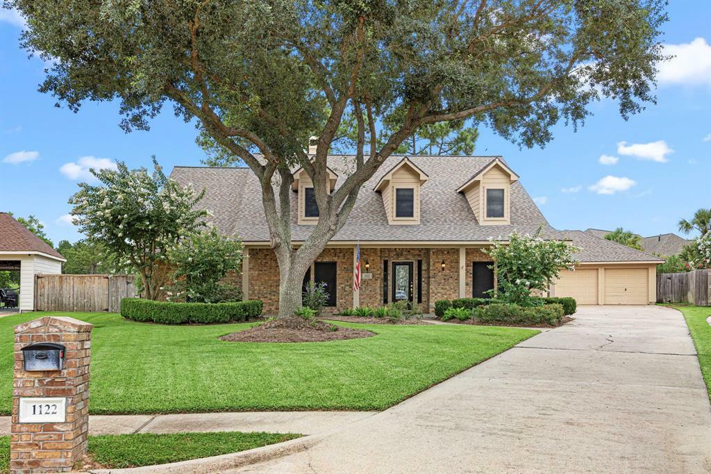 Property Photo: 1122 Abby Court TX 77493