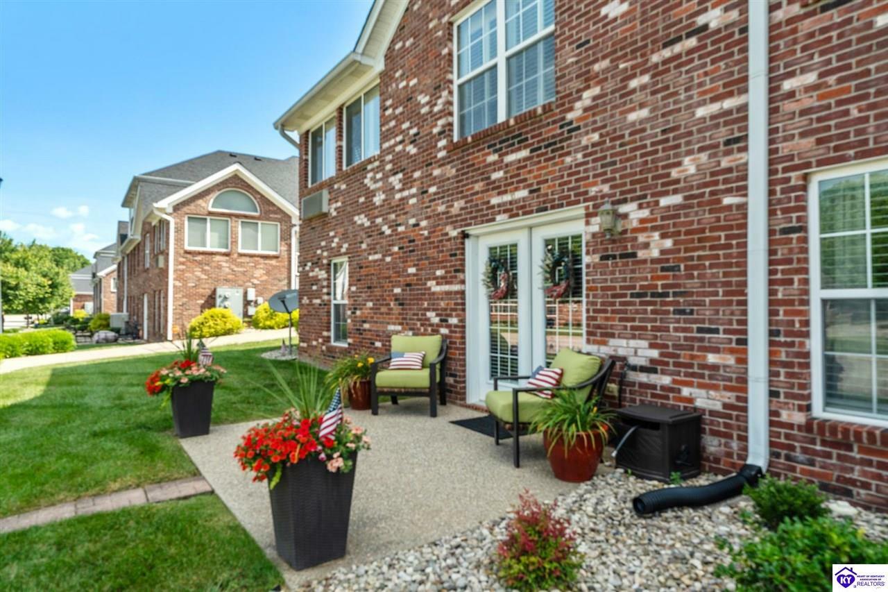 Property Photo: 105B Legacy Court KY 42701